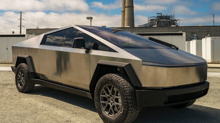 the-cybertruck-generated-over-2-million-google-searches-automotive-consulting-website-rerev