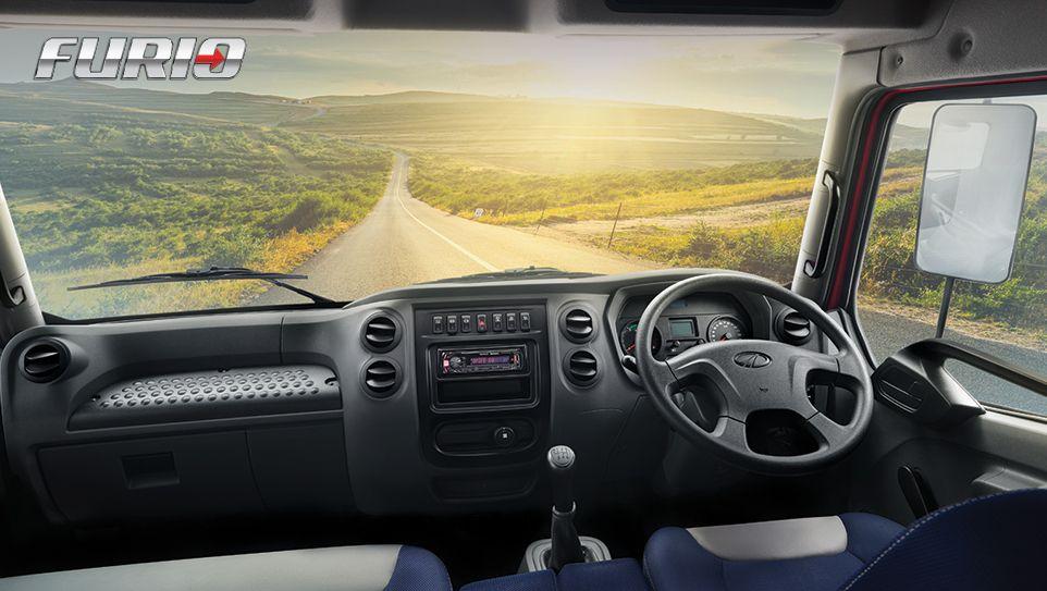 furio 17 interior.jpg