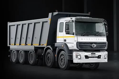 BharatBenz 4828RT Front Right Side BharatBenz 4828RT Front Right Side