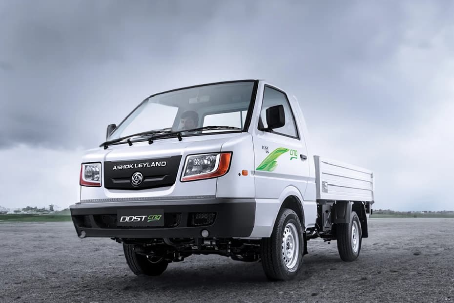 Ashok Leyland Dost CNG Left Front Three Quarter