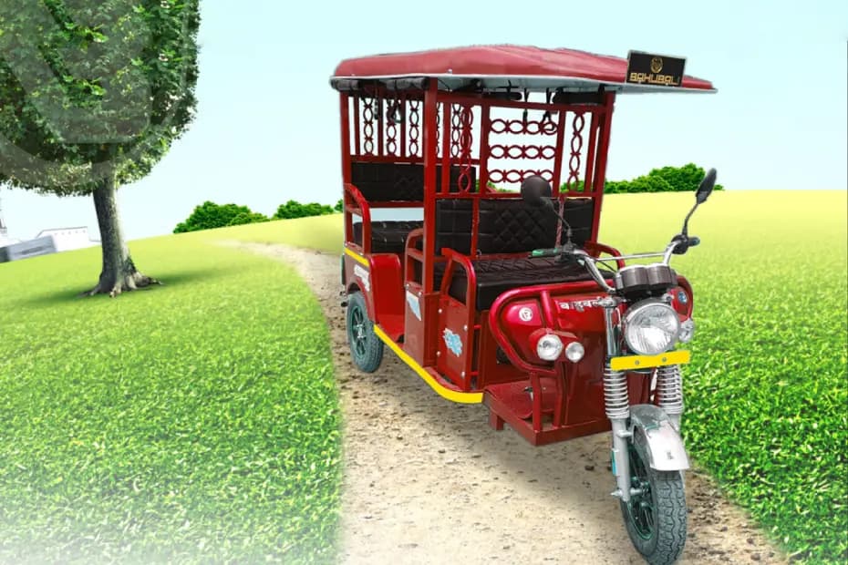 Bahubali E Rickshaw Front Right Side