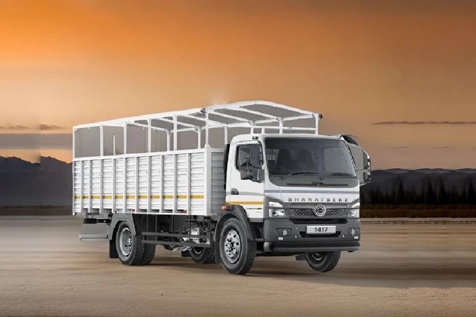 BharatBenz 1417R Right Front Three Quarter