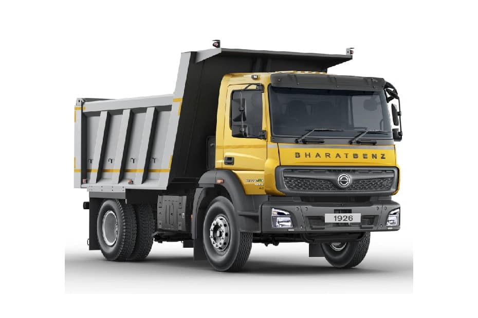 BharatBenz 1926C Right Front Three Quarter