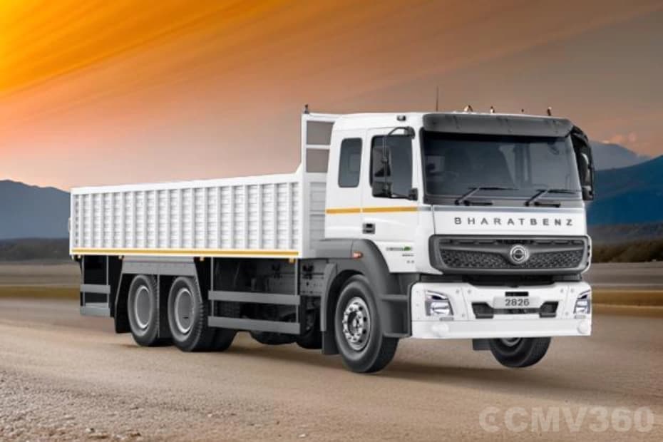 BharatBenz 2826R Right Front Three Quarter