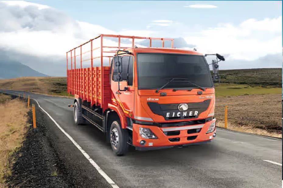 Eicher Pro 3018 CNG Right Front Three Quarter