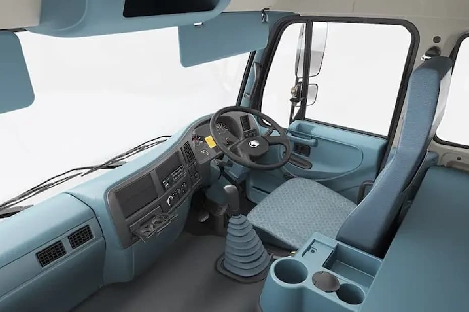 Eicher Pro 6048 Cabin View