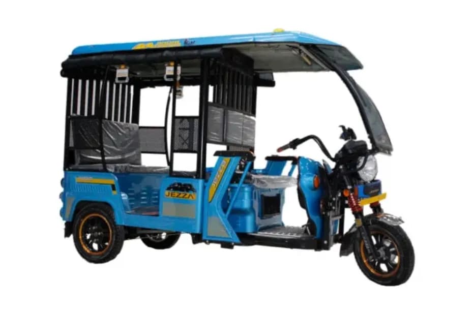 Jezza Super J1000 E-Rickshaw Front Right Side