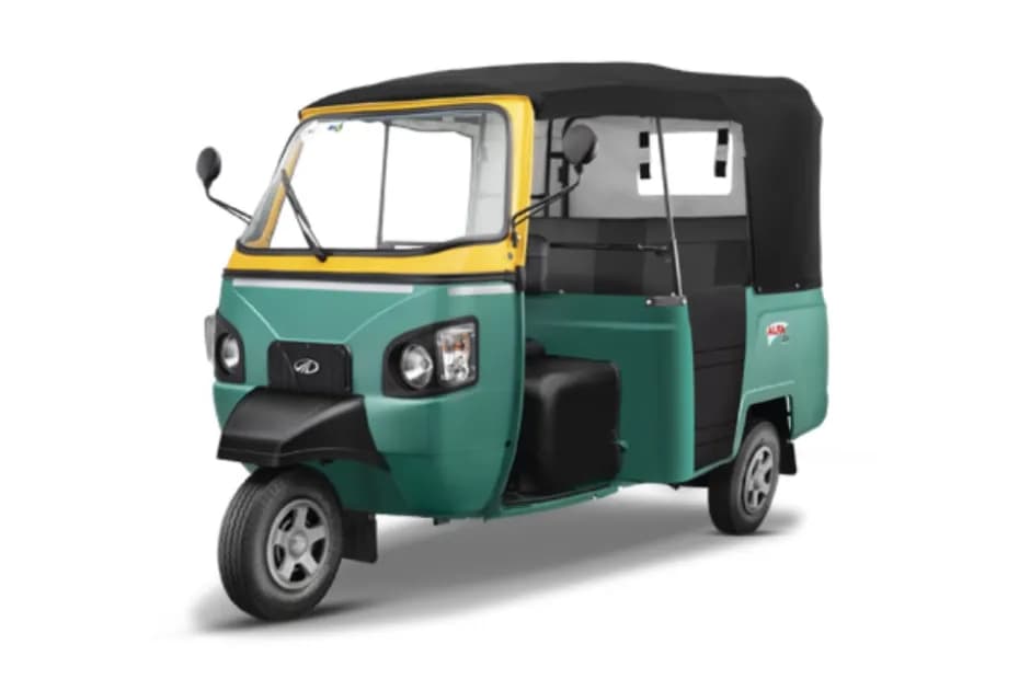 Mahindra Alfa DX CNG Front Left Side