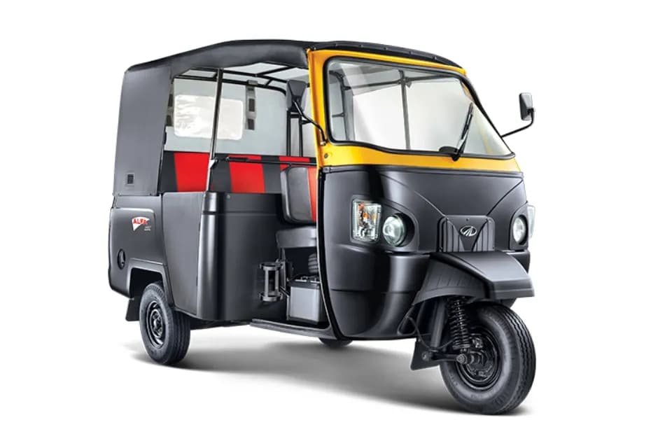 Mahindra Alfa Passenger DX Front Right Side