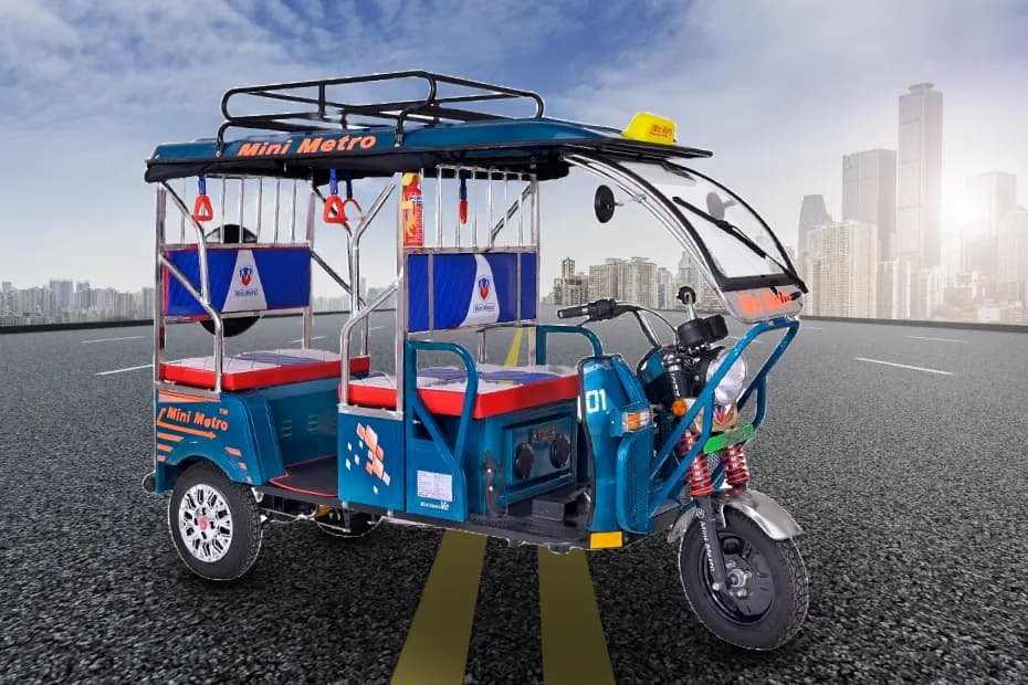 Mini Metro Blue E Rickshaw Front Right Side