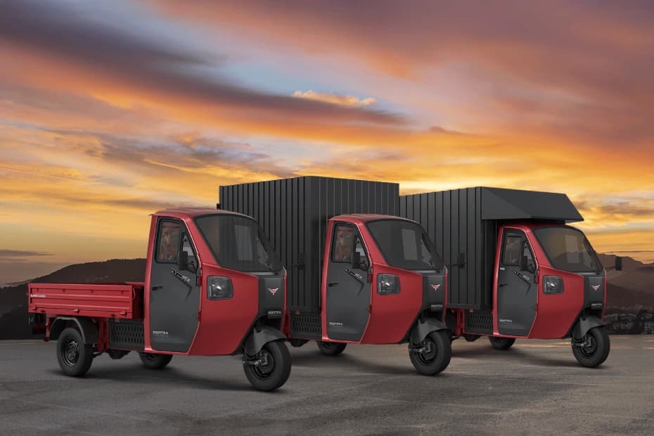 Montra Electric Super Cargo Exterior Image