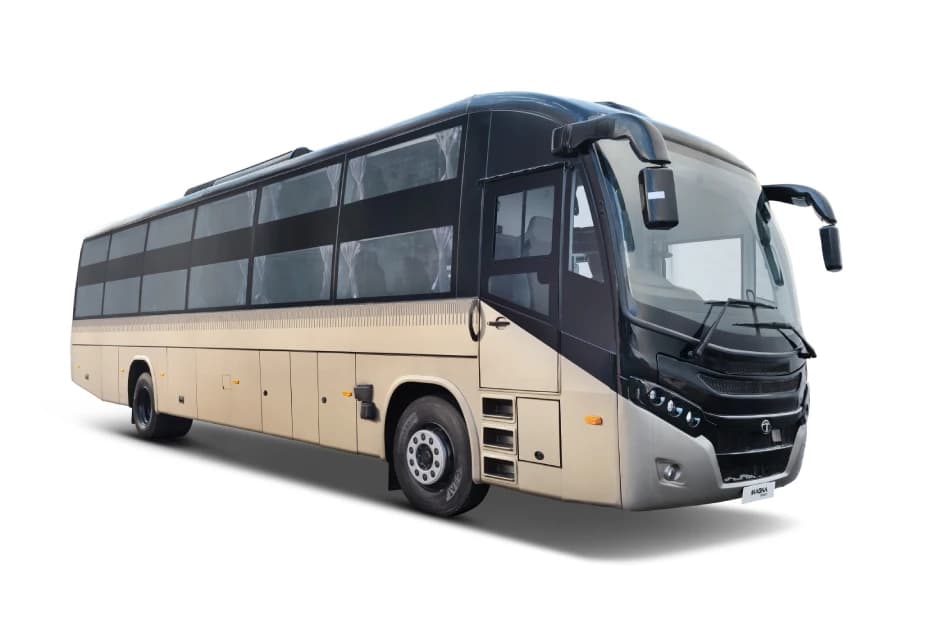 TATA Magna Coach Right Front Three Quarter