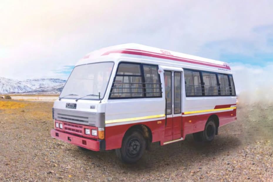 SML Isuzu Standard Staff Bus Left Front Three Quarter