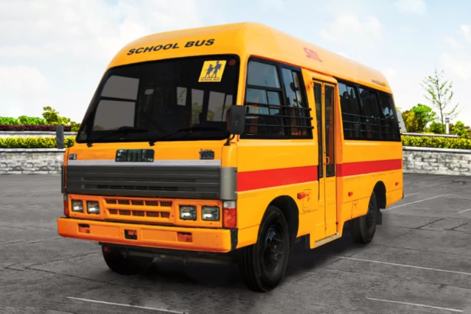 SML Isuzu Standard School Bus Left Front Three Quarter