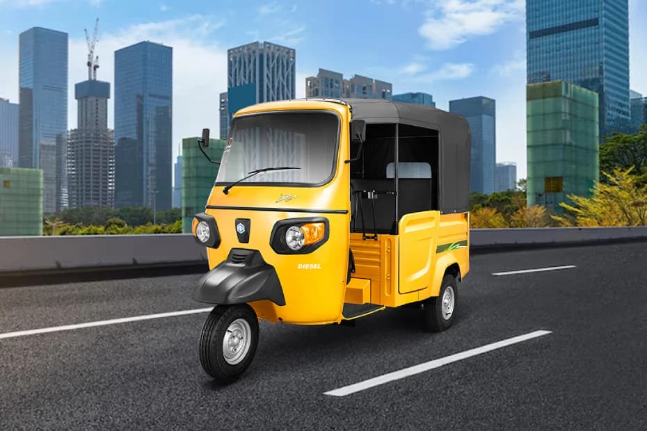 Piaggio Ape City Plus Left Front Three Quarter