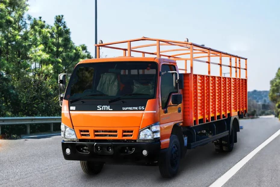 SML Isuzu Metro CNG Front Left Side