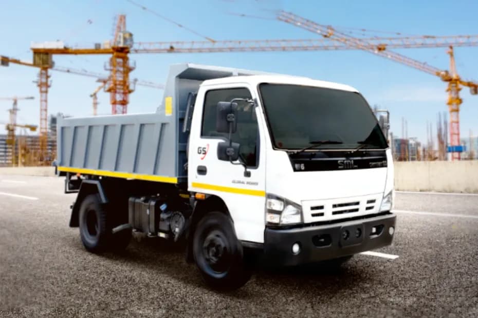 SML Isuzu Samrat GS Tipper Front Right Side