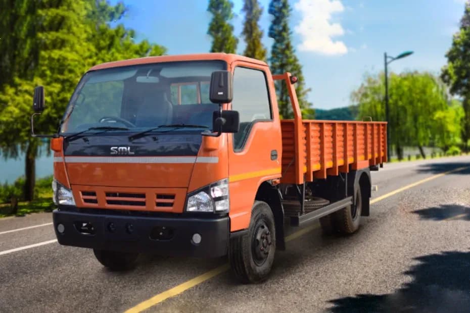 SML Isuzu Super Tipper Front Left Side