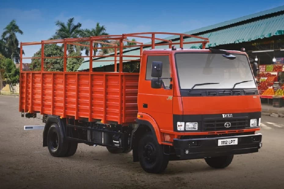 Tata 1112 LPT Right Front Three Quarter