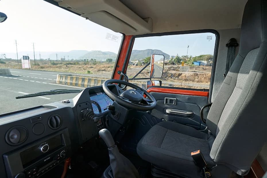 Tata 1616 LPT Cabin View