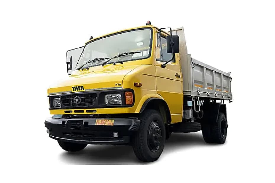 Tata 710 SK Left Front Three Quarter