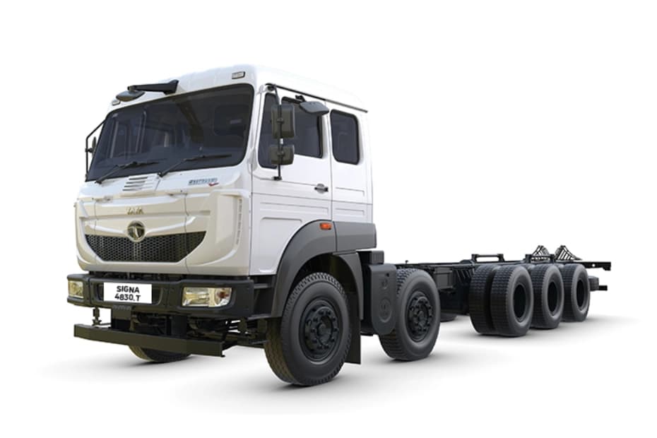 Tata Signa 4830.T Front Left Side