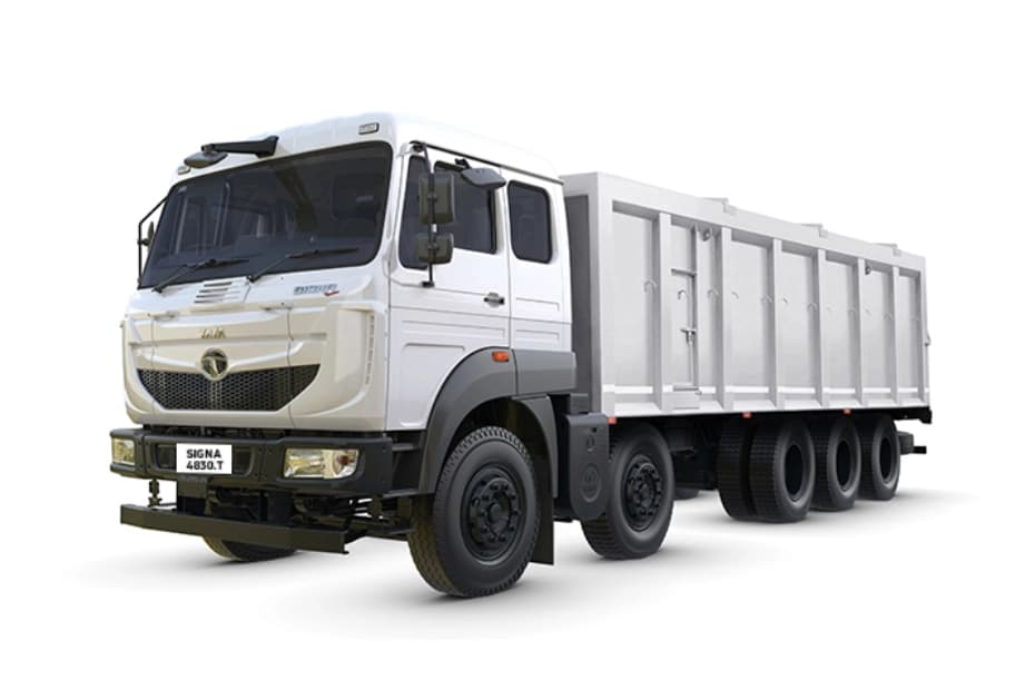 Tata Signa 4830.T Front Left Side