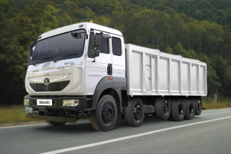 Tata Signa 4930.T Left Front Three Quarter