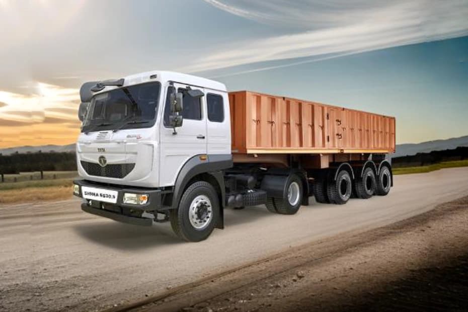 Tata Signa 5530.S 4x2 Left Front Three Quarter