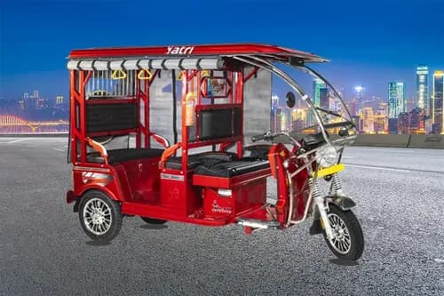 Yatri super deals e rickshaw price