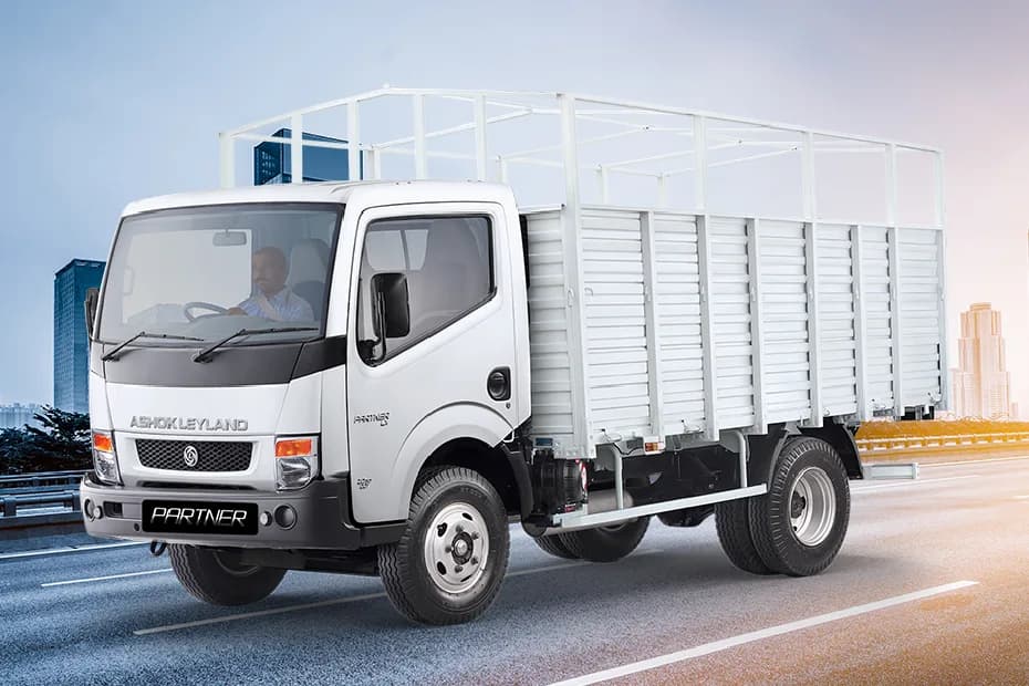 Ashok Leyland Partner 6 Tyre Left Front Three Quarter Ashok Leyland Partner 6 Tyre Left Front Three Quarter