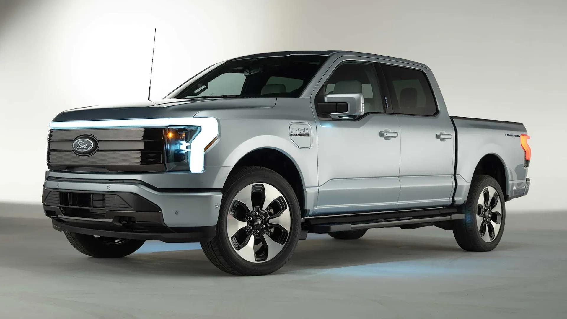 Ford-F-150-Lightning-cmv360.com.jpg Ford-F-150-Lightning-cmv360.com.jpg