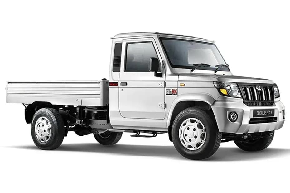 Mahindra Bolero MaXX Pik-Up City Right Front Three Quarter Mahindra Bolero MaXX Pik-Up City Right Front Three Quarter