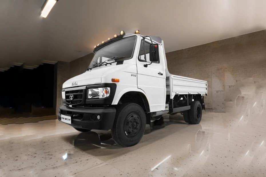 Tata 510 SFC TT Left Front Three Quarter Tata 510 SFC TT Left Front Three Quarter