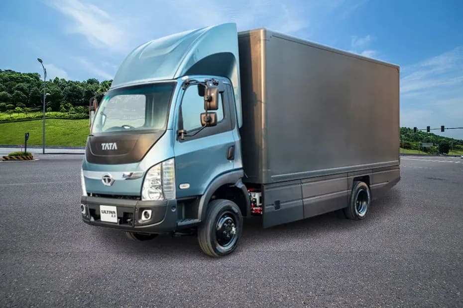 Tata Ultra E.9 Left Front Three Quarter Tata Ultra E.9 Left Front Three Quarter