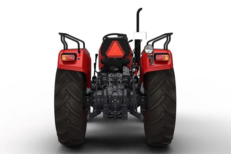 Mahindra Yuvo 475 DI Rear Side Mahindra Yuvo 475 DI Rear Side