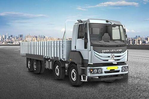 Ashok Leyland 3520 8x2 Twin Steering MAV Front Right Side Ashok Leyland 3520 8x2 Twin Steering MAV Front Right Side