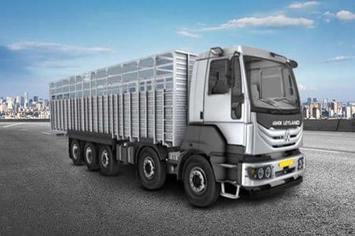 Ashok Leyland 4220 10x2 MAV Front Right Side Ashok Leyland 4220 10x2 MAV Front Right Side