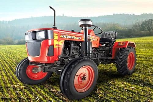 Mahindra Yuvraj 215 NXT Mahindra Yuvraj 215 NXT Red Colour
