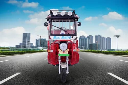 Mini Metro Red E Rickshaw Front Side Mini Metro Red E Rickshaw Front Side