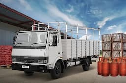 Tata 709g LPT Tata 709g LPT