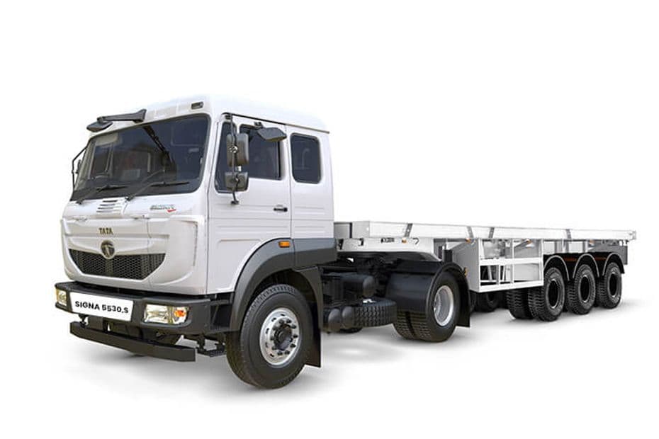 Tata Signa 5530.S 4x2 Front Right Side