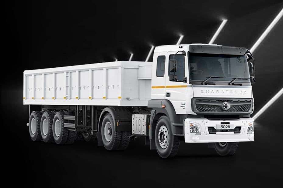 BharatBenz 5028T Front Right Side