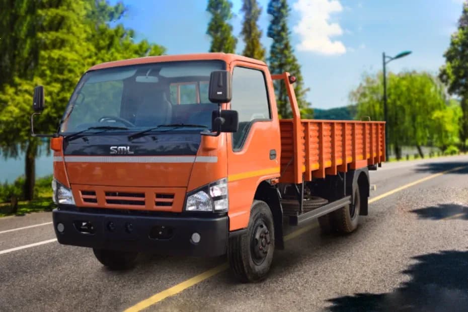 SML Isuzu Super Tipper Front Left Side SML Isuzu Super Tipper Front Left Side