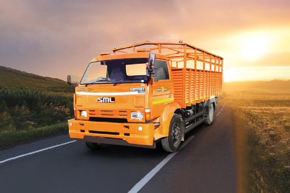 SML Isuzu Samrat 1312 XT Front Left Side SML Isuzu Samrat 1312 XT Front Left Side