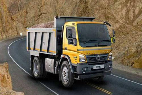 BharatBenz 1217C Exterior BharatBenz 1217C Exterior