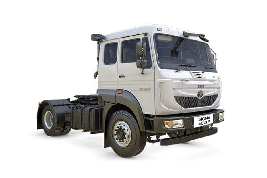 Tata Signa 4021.S Front Right Side