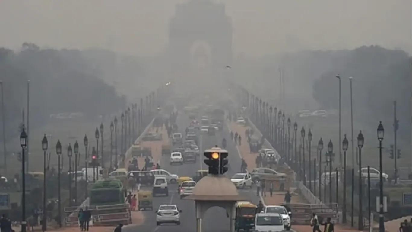 GRAP Stage IV in Delhi-NCR: What’s Banned and What’s Allowed