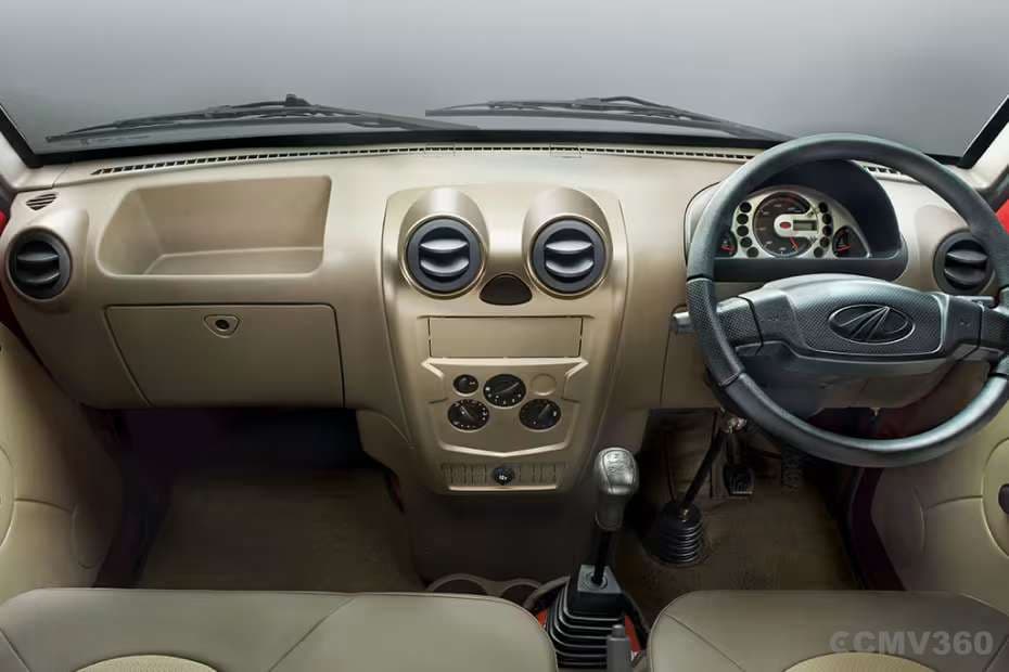 Power steering, AC, charging point and bottle holder for comfort Power steering, AC, charging point and bottle holder for comfort